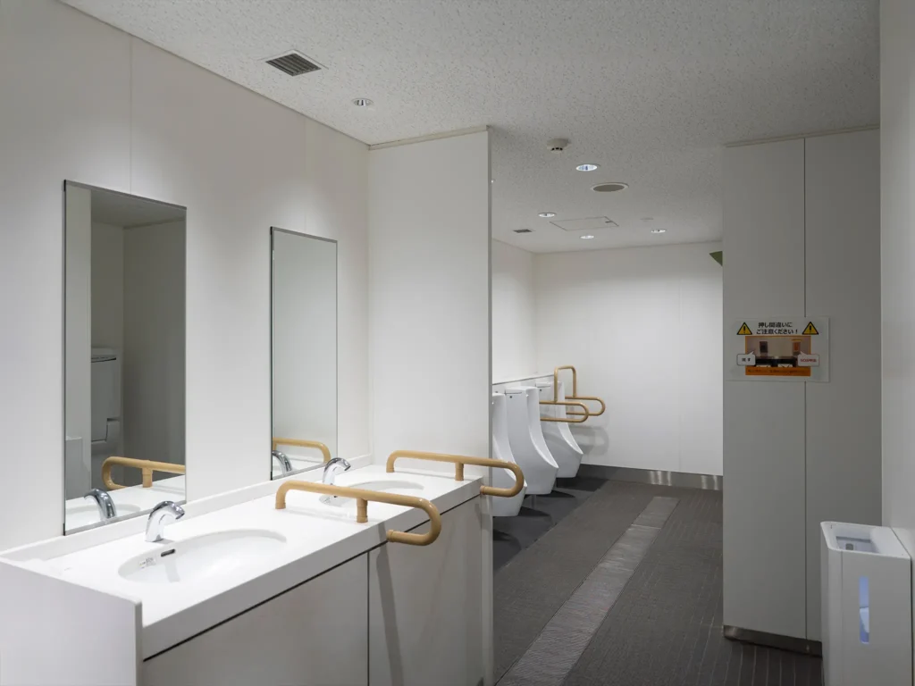 国立競技場 トイレ 穴場