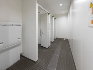 国立競技場外の女性用トイレ 1F Bゲート付近