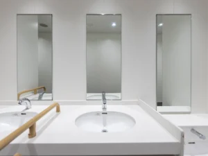 国立競技場外の女性用トイレ 1F Eゲート(外苑門)付近