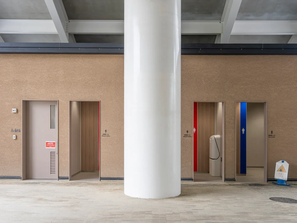 都立明治公園の公衆トイレ