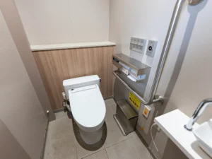 都立明治公園の男女共有トイレ