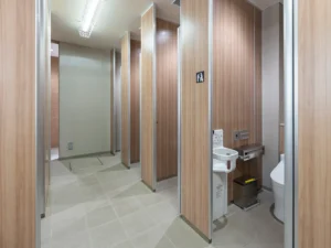 都立明治公園の女性用トイレ