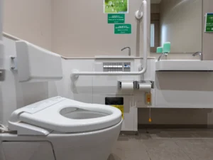 都立明治公園の多目的トイレ