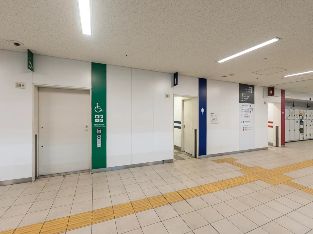 名古屋駅 バスターミナル横のトイレ