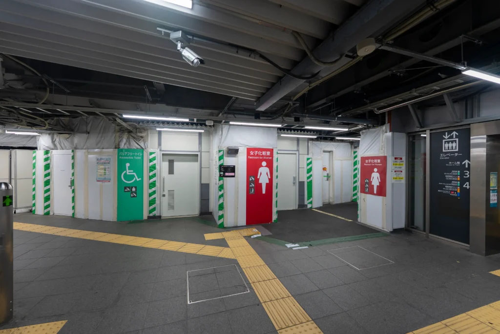 JR渋谷駅 ハチ公改札内のトイレ