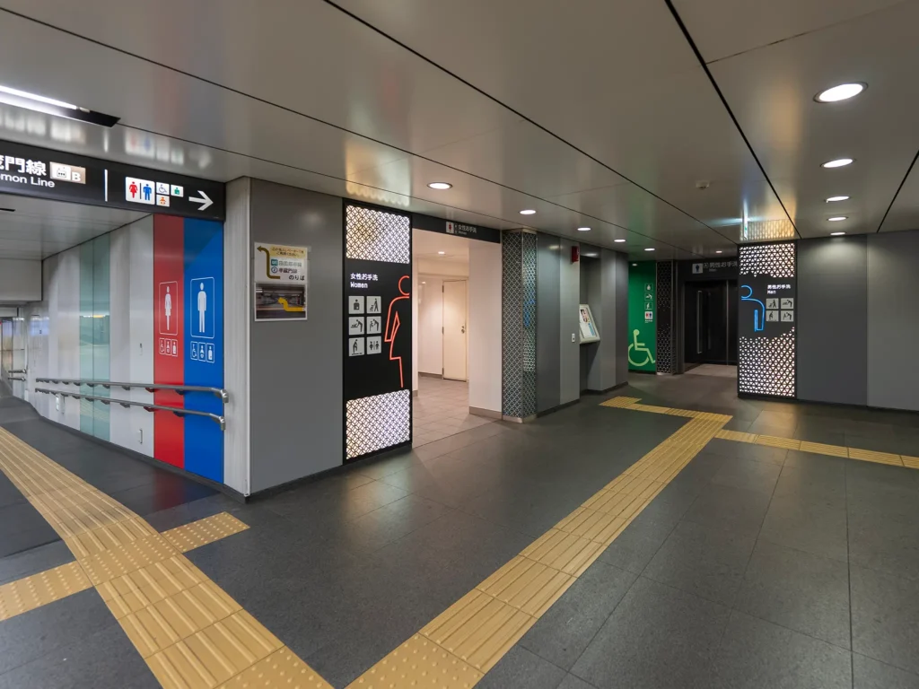 地下4階 Cエレベーター付近のトイレ