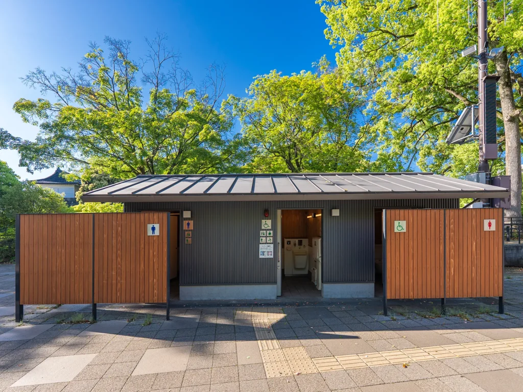 九段坂公園公衆トイレ