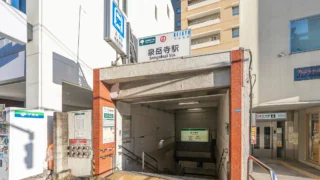 泉岳寺駅の改札外トイレガイド【東京都】