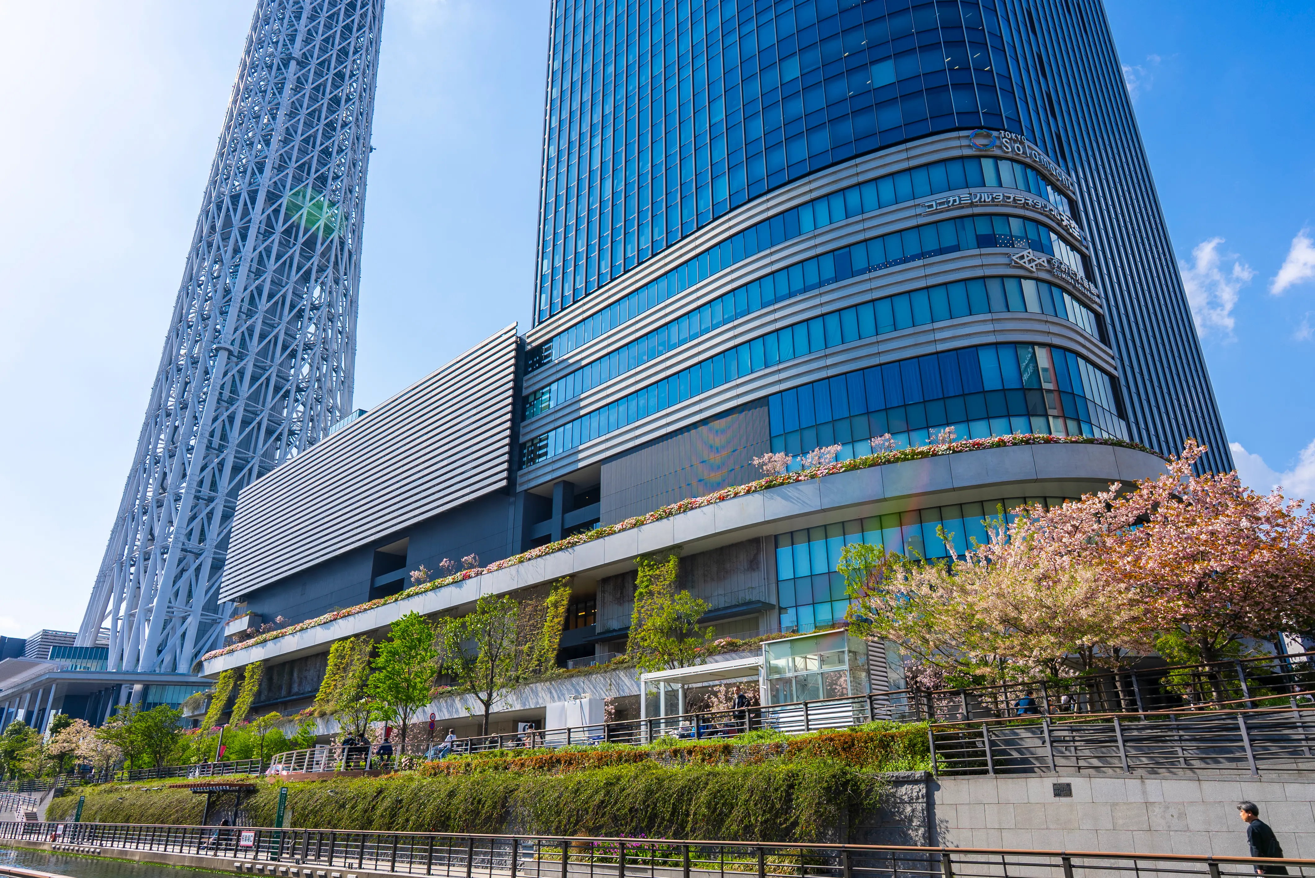 東京ソラマチ 30階トイレ完全ガイド｜スカイツリービューフロアのトイレ設備と利用ポイント【東京都】